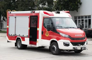 IVECO DAILY Small Fire Truck with 3000L Water Tank and Rescue Tools