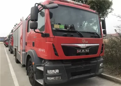 4x2 Drive 6 Cylinder Diesel Engine 25m Working Height Aerial Ladder Fire Truck