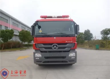 6x4 Drive Six Seats Mercedes-benz Chassis Foam Firefighting Vehicle 90L/s Flow
