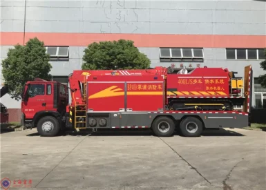 Two Seats HOWO Chassis 6x4 Drive Remote Water Supply Fire Truck GVW 33000kg