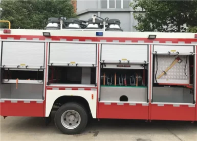 8x2Kw Lights Wireless Control ISUZU Chassis 8 Ton Lighting Fire Truck 4x2 Drive