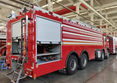 Brigade Hose Reel Water Dry Power and Foam Fire Truck 6.45m Lifting 4x2 Drive