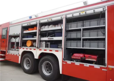 265Kg Six Seats 6x4 Drive Fire Equipment Truck which Loaded 168 Sets Fire Equipment
