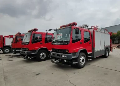 Aluminum Alloy 4x2 Drive Water and Foam Combined Fire Truck for Fire Suppression