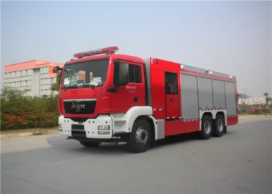 6??4 Drive 265KW Power 18 Ton Fire Equipment Truck With Steel Pedal Plate