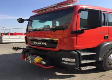 DN65 SS304 8 Crew 90km/H 30L/s Fire Fighting Truck