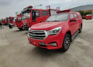 30m Hose Reel 300L Fixed Water Tank Pickup Fire Truck
