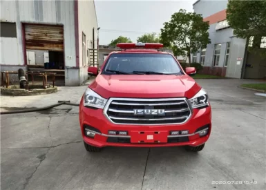 Pick Up 300L 4 Cylinders 3600rmp 161HP SUV Fire Truck